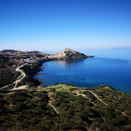La Tartaruga Spiaggiata - Bilocale Centrale A Pochi Metri Dalla Spiaggia Castelsardo Exterior photo
